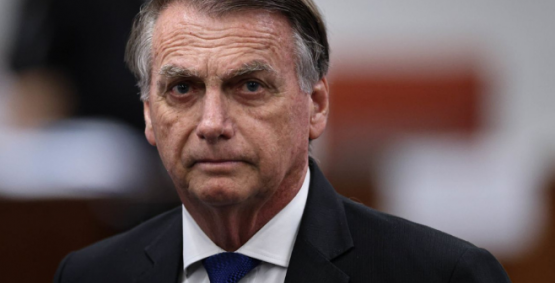 PF faz buscas por armas e munições na casa de Bolsonaro, mas não encontra materiais