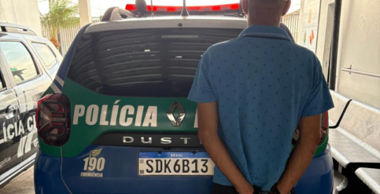 Abordagem de rotina termina com foragido preso no Residencial Nilson Veloso