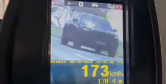 PRF flagra veículo a 173 km/h na BR-060, em Rio Verde, durante feriadão