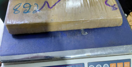 Suspeito é preso por tráfico de drogas no Conjunto Monte Sião, em Rio Verde