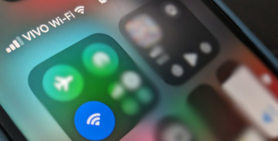 Wi-Fi ligado fora de casa pode expor seus dados; especialistas recomendam desligar recurso