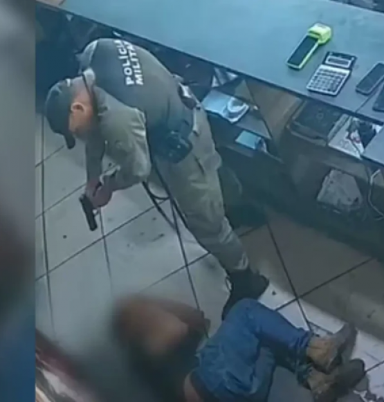 Adolescente de 16 anos é agredido por policial enquanto trabalhava após ser acusado de 'encarar' o militar em Catalão