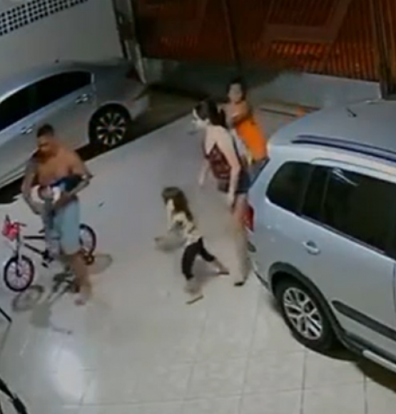 Bombeiro de folga salva bebê engasgada durante a madrugada; confira
