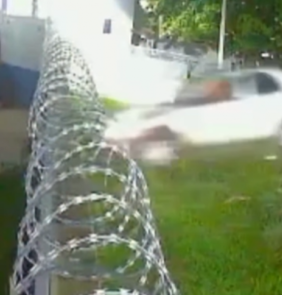 Carro invade base da GCM e motorista é preso por embriaguez em Cidade Ocidental
