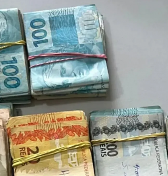 Homem que juntou R$ 61 mil por 15 anos para comprar aparelho auditivo tem dinheiro roubado pelo próprio irmão