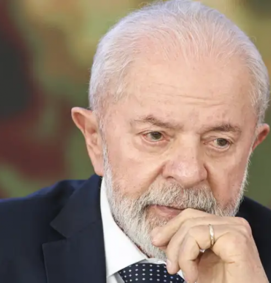 Levantamento da AtlasIntel aponta que 72% dos jovens lideram rejeição ao governo Lula