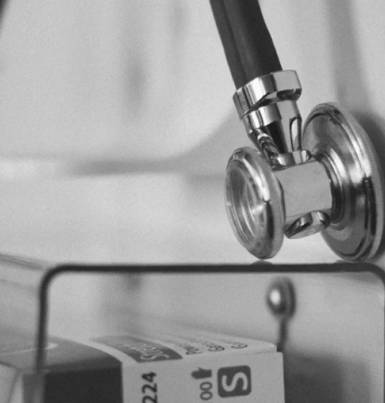 Maioria dos cursos de medicina em Goiás recebem nota insatisfatória no Enamed