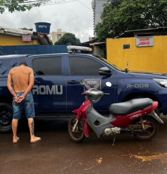 Moto furtada escondida em residência é recuperada pela ROMU no Jardim Presidente, em Rio Verde