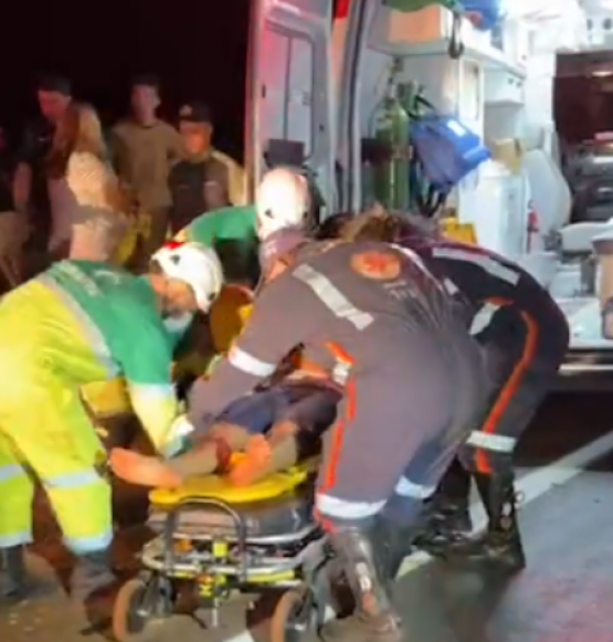 Motorista morre após ser ejetado de carro em capotamento na BR-452, em Castelândia