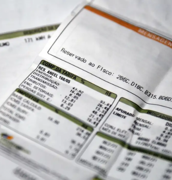 Bandeira vermelha é mantida e tarifa de energia segue com acréscimo em novembro