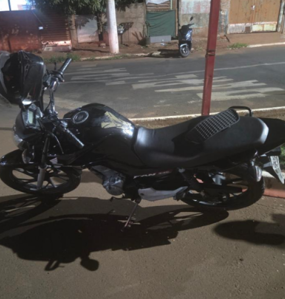 Motorista foge após colisão que deixa motociclista ferido no Bairro Primavera