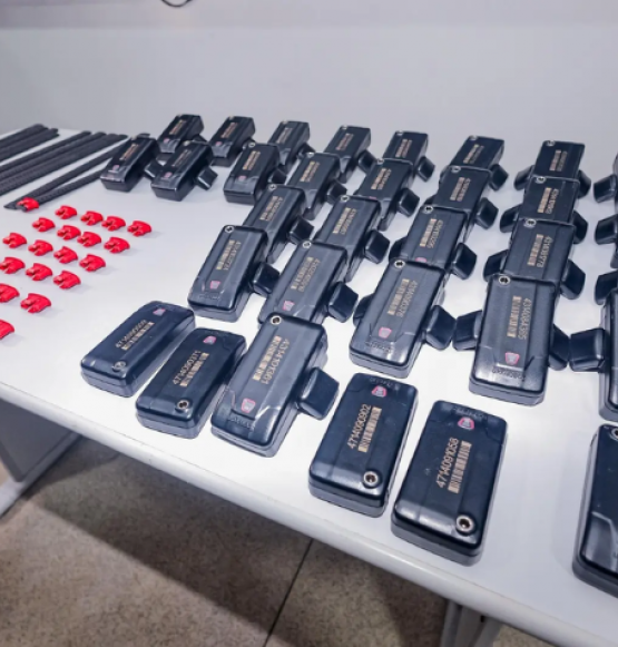 Agressores de mulheres podem passar a pagar por tornozeleira eletrônica em Goiás