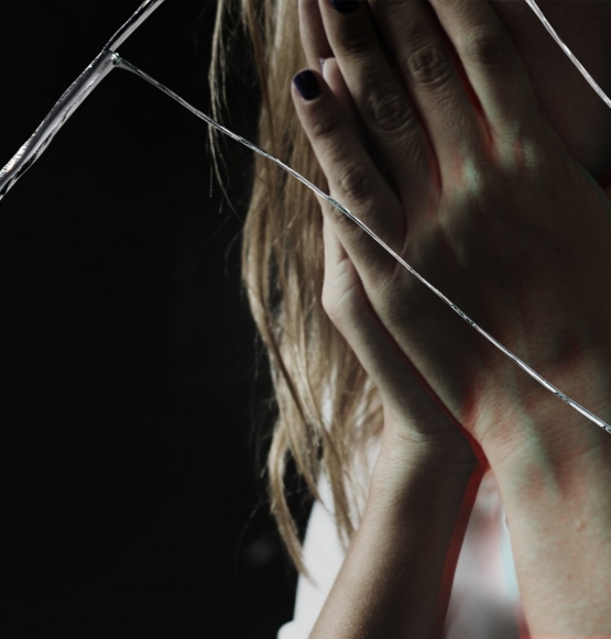 Violência doméstica: homem é detido após agressões e destruição em residência no Jardim América