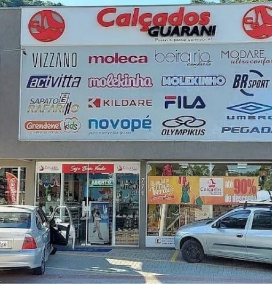 Loja boicota Havaianas, vende pares por R$ 1 e gera repercussão nacional