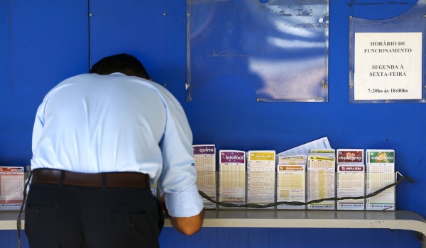 Mega-Sena acumula e prêmio chega a R$ 100 milhões para próximo sorteio