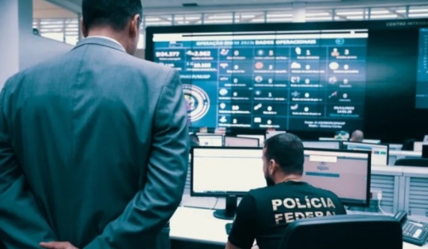 Polícia Federal cumpre 26 mandatos durante primeiro dia de provas do Enem