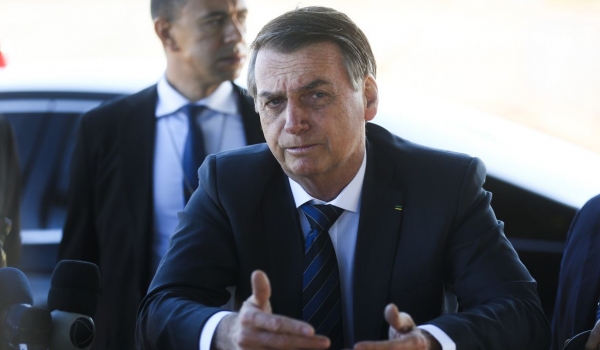 Coluna Thaynara Morais: A INCERTEZA ELEITORAL DE BOLSONARO: O JULGAMENTO QUE PODE DEFINIR SUA ELEGIBILIDADE