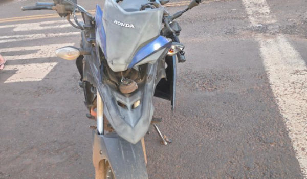 Adolescente sem habilitação provoca acidente entre motos e deixa dois feridos em Rio Verde