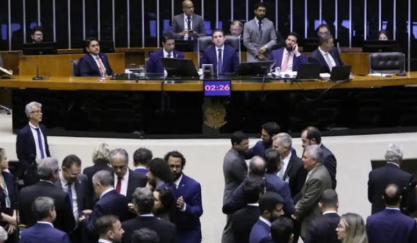 PROJETO ANTIFACÇÃO: IMPLICAÇÕES E DESAFIOS