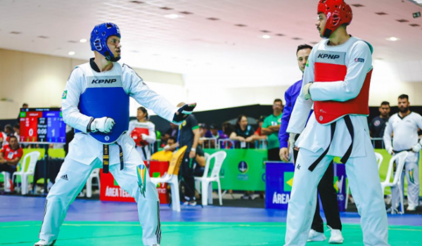 Atletas de Rio Verde brilham no Campeonato Brasileiro de Taekwondo em Aracaju