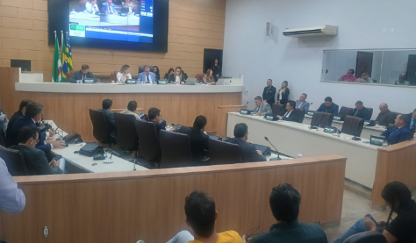 Câmara abre CPI para investigar Idelson Mendes em Rio Verde