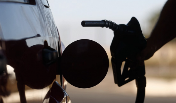 Gasolina vai mudar: mistura de etanol sobe para 32% em todo o Brasil