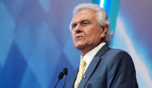 Caiado critica embates entre Lula, Trump e aliados de Bolsonaro e cobra foco nos problemas do Brasil