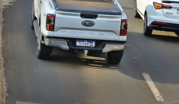 Caminhonete com placa adulterada é localizada pela ROMU na zona rural de Rio Verde