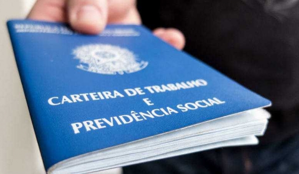 Número de trabalhadores na informalidade bate recorde 