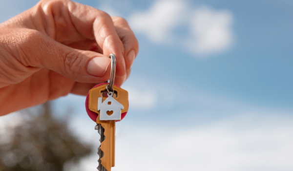 Entrega de 192 apartamentos no bairro Campos Verdes acontece nesta sexta (28)