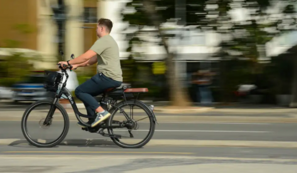 Novas regras para ciclomotores passam a valer dia 1º de janeiro