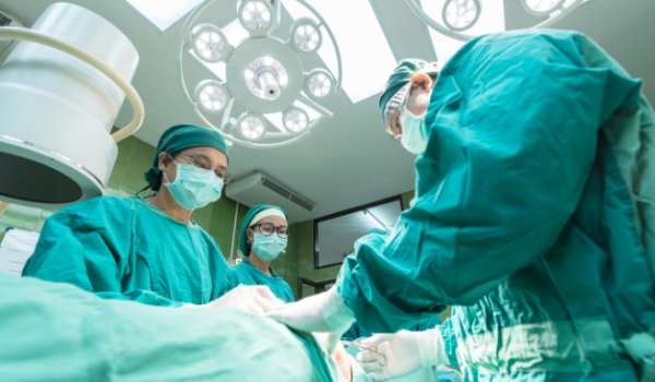 CIRURGIA DE RECONSTRUÇÃO MAMÁRIA PELO SUS: ALTO ESTIMA PARA QUEM PRECISA