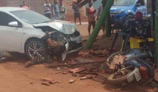 Condutor sem CNH invade bar e atinge vítima no distrito de Lagoa do Bauzinho 