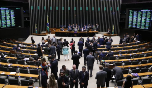 CONGRESSO NACIONAL: 200 ANOS DE HISTÓRIA, DESAFIOS E ESPERANÇAS