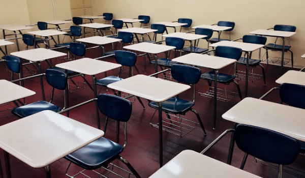 Crimes em escolas terão penas mais duras com nova lei sancionada 