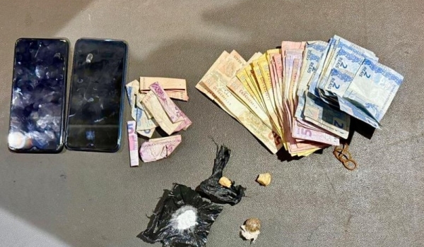 Dupla suspeita de tráfico de drogas e com grande quantidade de dinheiro é detida em Rio Verde