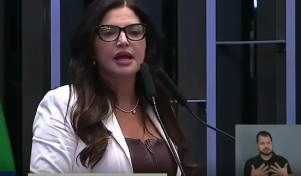 Representante de indústrias reclama que fim da escala 6×1 pode deixar salões de beleza fechados aos sábados 