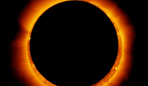 Eclipse lunar poderá ser visto em todo o Brasil na madrugada desta sexta (28)
