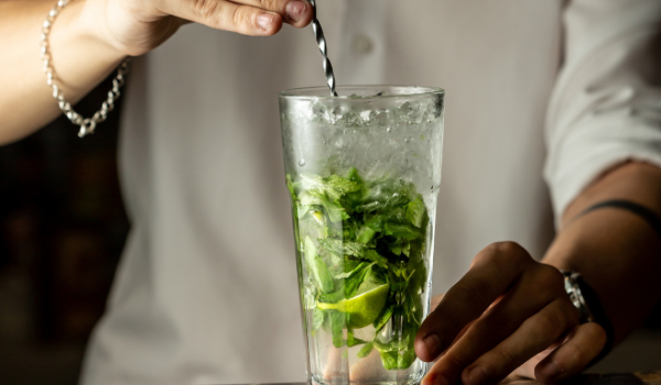 Em Rio Verde, venda de bebida alcoólica a menor é flagrado pela PM no bairro Valdeci Pires