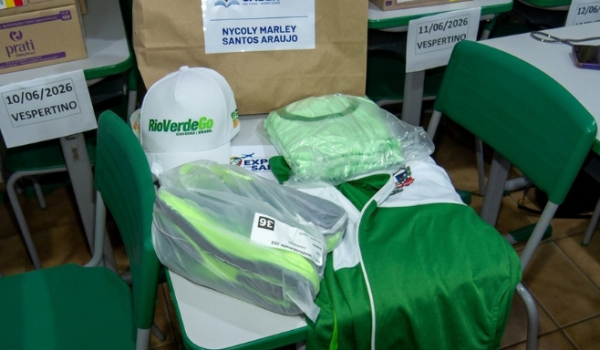 Expedição do Saber: alunos de Rio Verde recebem kits e se preparam para viagem a Portugal