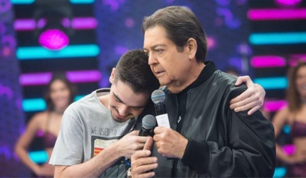 Faustão é internado às pressas e festa com famosos é cancelada; veja o motivo