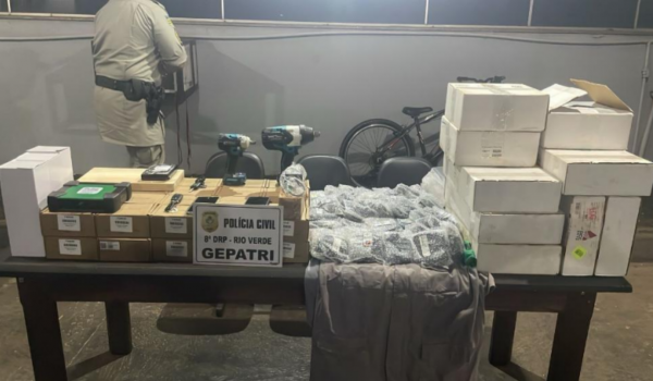 Ação conjunta entre PM e PC desarticula quadrilha que furtou R$ 700 mil em equipamentos agrícolas 