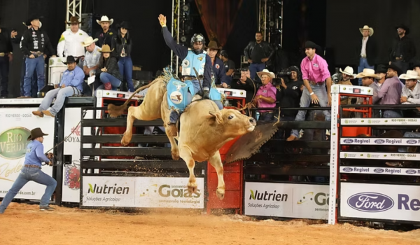 Final do Melhor Rodeio em Touros do Brasil agita Rio Verde neste domingo