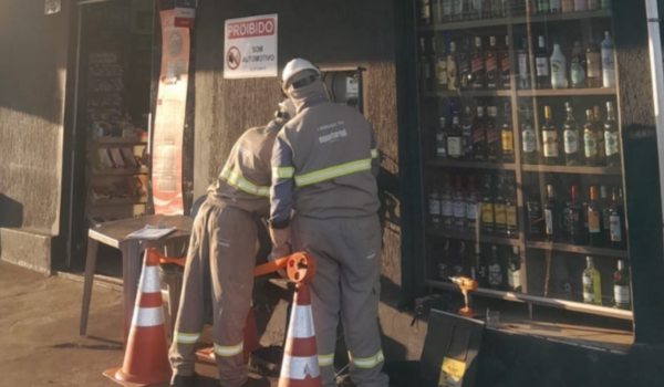 Operação flagra furto de energia em um comércio de Jataí