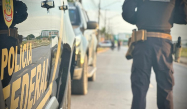 Polícia Federal investiga esquema milionário de desvio de recursos da saúde em Goiás e na Bahia