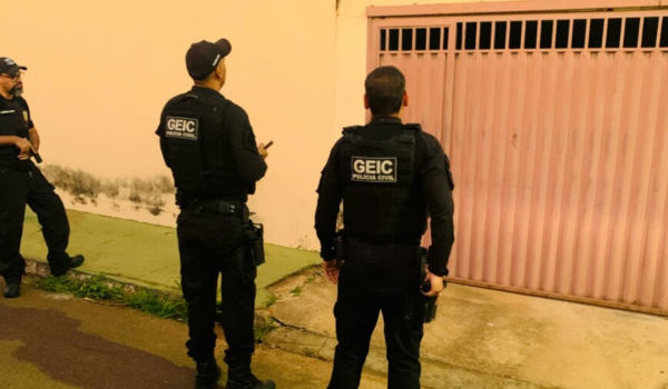 Funcionária é presa por desviar quase R$ 1 milhão usando chaves Pix de parentes e amigos