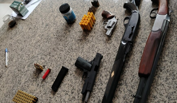 Polícia Civil desmantela esquema de rifas ilegais em Porangatu e apreende armas de fogo
