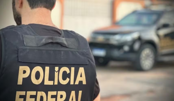 Brasileiro acusado de aplicar golpe de R$ 500 mil em idosa é preso nos EUA em operação da PF e Interpol
