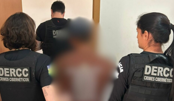 Polícia Civil prende homem em Luziânia por armazenar material de abuso sexual infantil