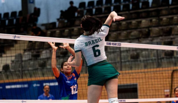 Brasil estreia com vitória no vôlei feminino nos Jogos Mundiais Universitários na Alemanha